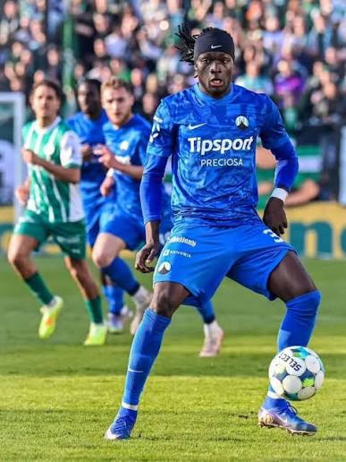 Toumani Diakité — Slavia Prague